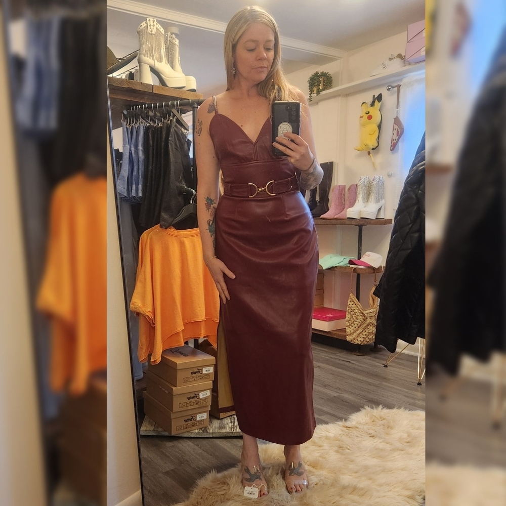 Steve Madden Kailey Sleeveless Belted Faux Leather Midi Dress Burgundy Red